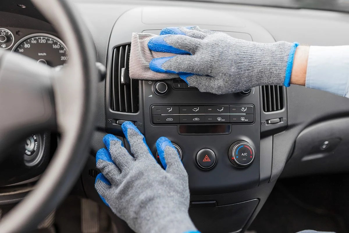 How Much Should You Tip a Car Detailer?