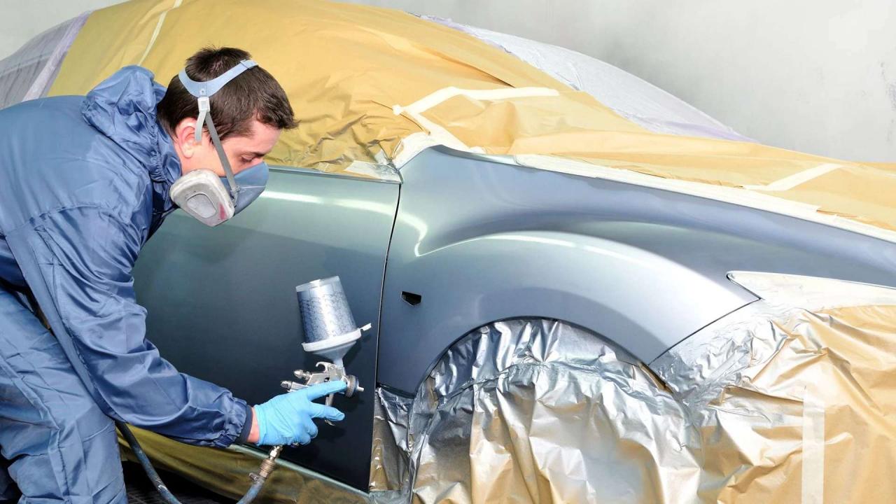 How Much Does It Cost to Repaint a Car Roof?